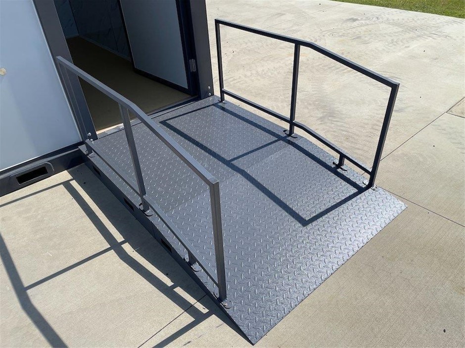 Sanitário Portátil | Para Pessoas com Mobilidade Reduzida - Image 10