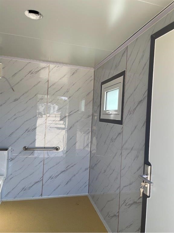 Sanitário Portátil | Para Pessoas com Mobilidade Reduzida - Image 12
